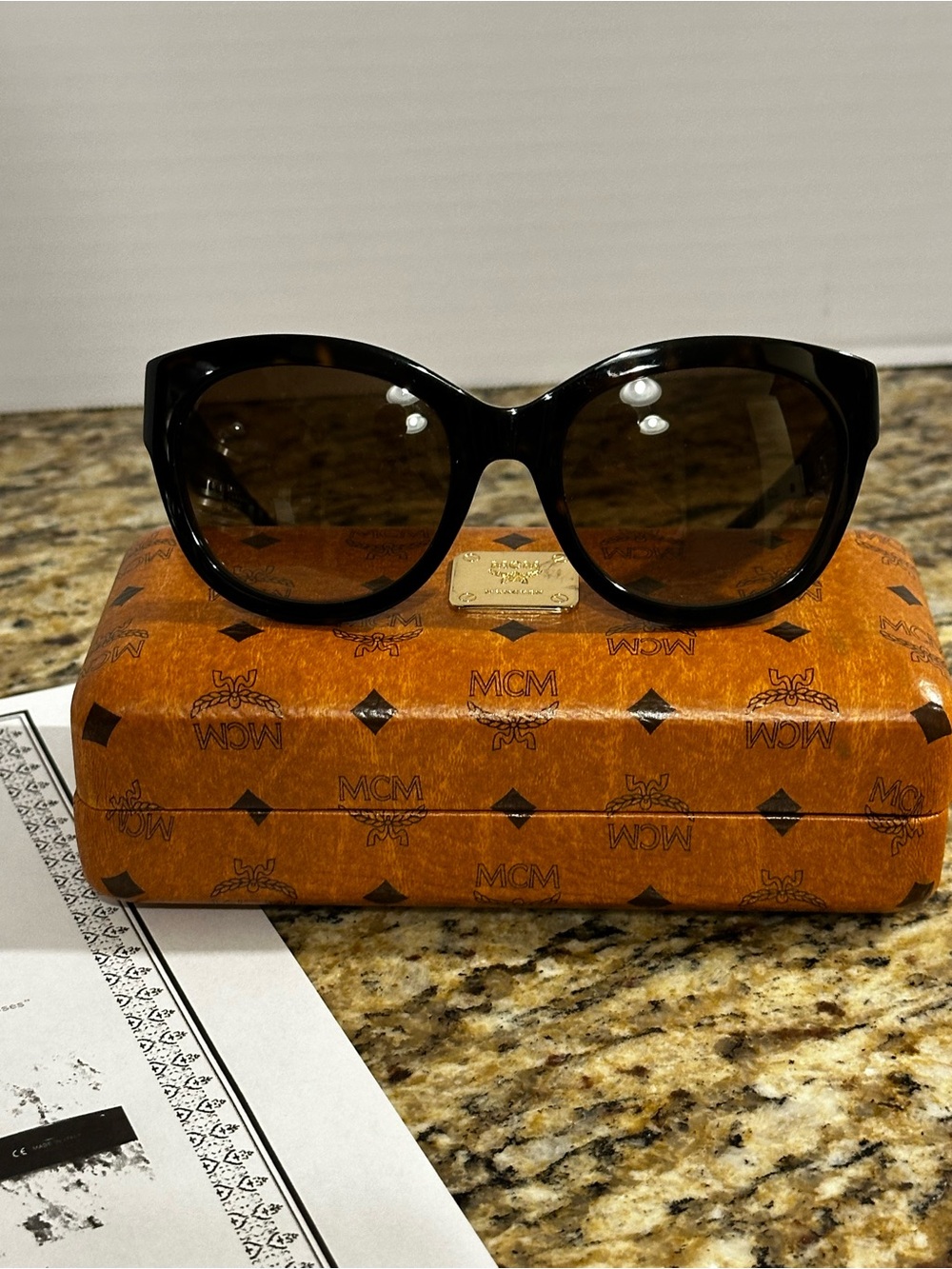 MCM Black/ Brown Round Oversized Sunglasses with Brown Lenses